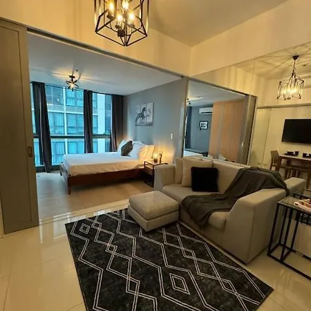 One Uptown Stylish Retro Suite